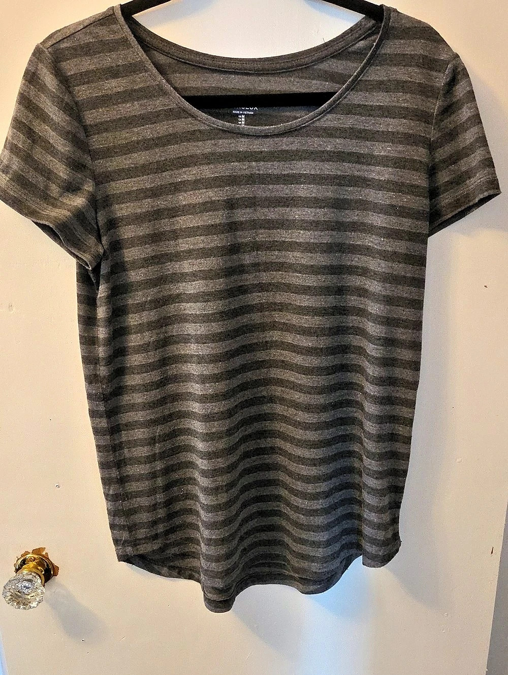 Gap Luxe Striped Short Sleeve Tee With Silver Thread in Gray Size Medium